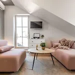 Angel House 40 *